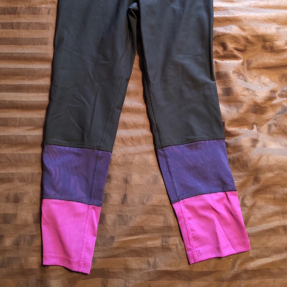 Nike Legend Tight Fit Capris